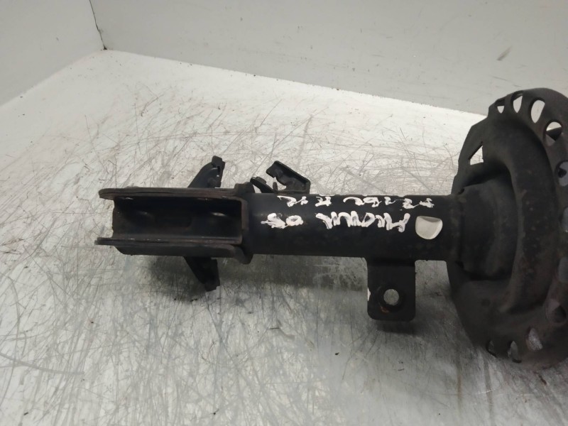Recambio de amortiguador delantero izquierdo para nissan micra (k12e) acenta referencia OEM IAM   