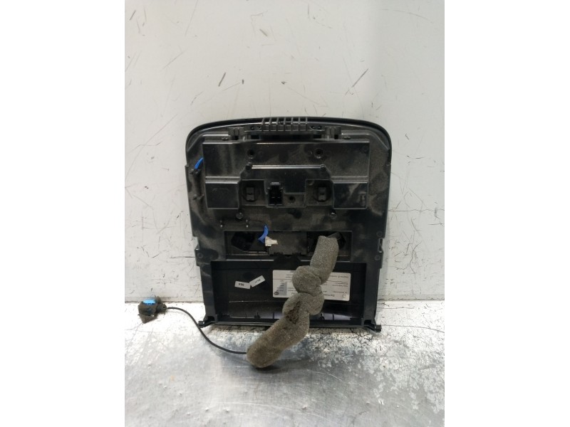 Recambio de luz interior para mercedes-benz sprinter iii furgón fwd referencia OEM IAM A9109008000 2JM01297375 22