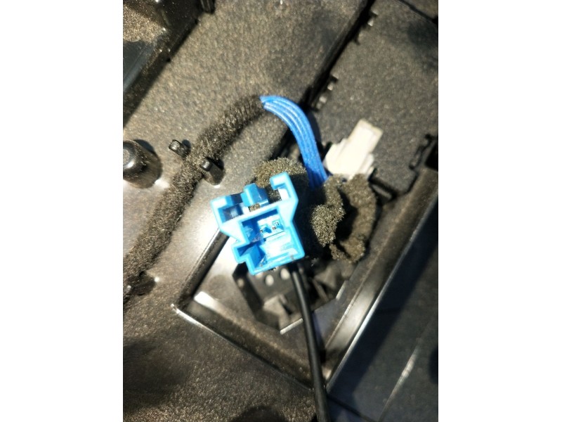 Recambio de luz interior para mercedes-benz sprinter iii furgón fwd referencia OEM IAM A9109008000 2JM01297375 22