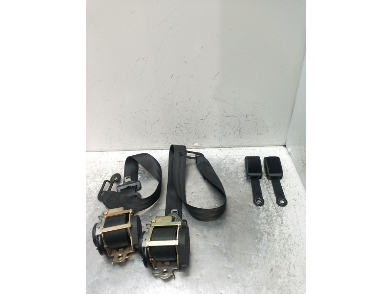 Recambio de juego cinturones delantero para peugeot 206 sw (2e/k) 1.4 referencia OEM IAM   02 5P