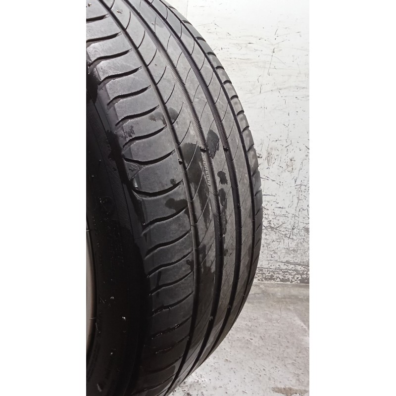 Recambio de juego llantas para bmw x1 (e84) sdrive 18 d referencia OEM IAM 225/45 R18 95Y 255/40 R18 99Y 