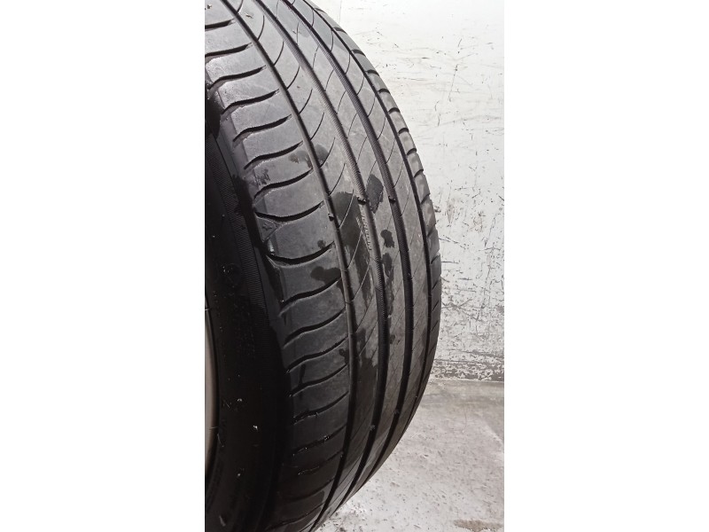 Recambio de juego llantas para bmw x1 (e84) sdrive 18 d referencia OEM IAM 225/45 R18 95Y 255/40 R18 99Y 