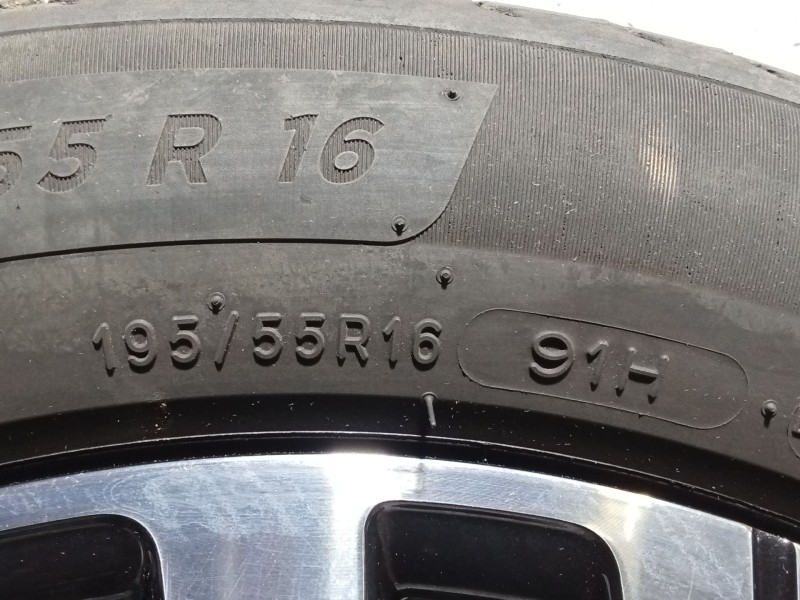 Recambio de juego llantas para peugeot 208 (p2) referencia OEM IAM 195/55 R16 91H  