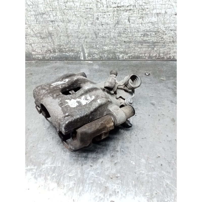 Recambio de pinza freno trasera derecha para ford focus ii (da_, hcp, dp) 1.6 tdci referencia OEM IAM  FOMOCO 05
