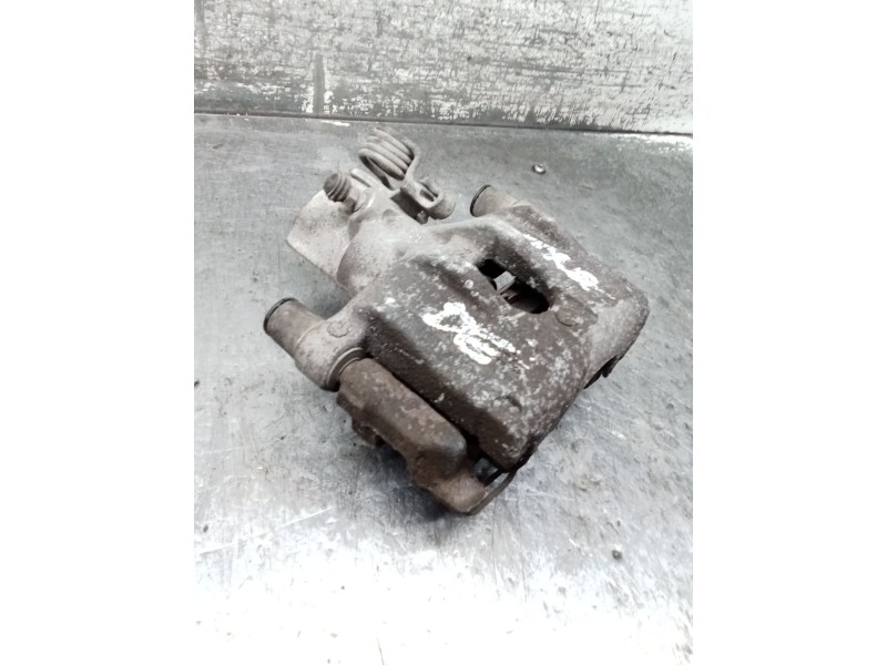 Recambio de pinza freno trasera derecha para ford focus ii (da_, hcp, dp) 1.6 tdci referencia OEM IAM  FOMOCO 05