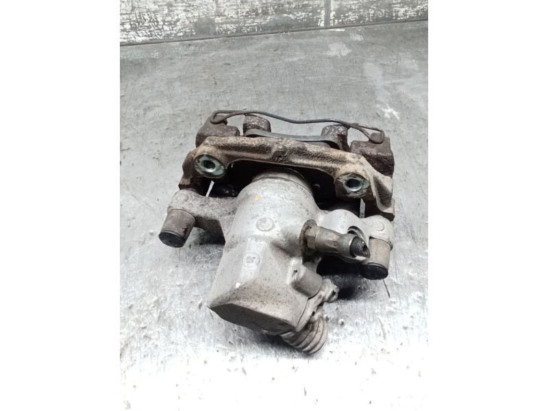 Recambio de pinza freno trasera derecha para ford focus ii (da_, hcp, dp) 1.6 tdci referencia OEM IAM  FOMOCO 05
