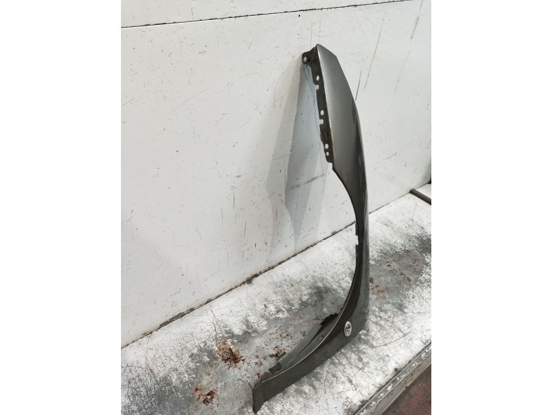 Recambio de aleta delantera izquierda para peugeot 407 (6d_) 2.0 hdi 135 (6drhrh, 6drhre, 6drhrg, 6drhrj) referencia OEM IAM   