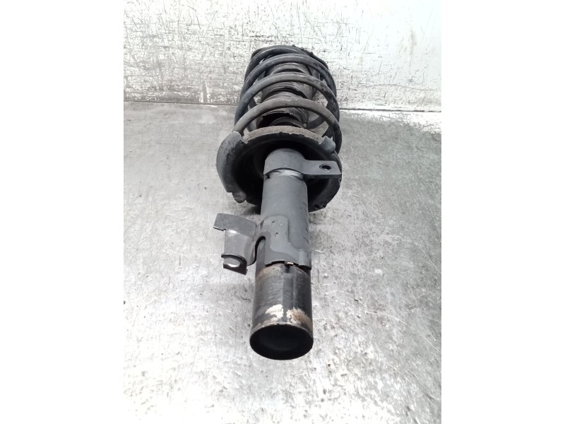 Recambio de amortiguador delantero derecho para ford focus ii (da_, hcp, dp) 1.6 tdci referencia OEM IAM 1919323  05