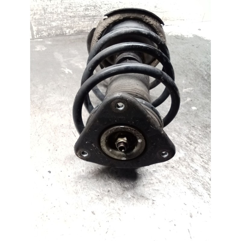 Recambio de amortiguador delantero derecho para ford focus ii (da_, hcp, dp) 1.6 tdci referencia OEM IAM 1919323  05