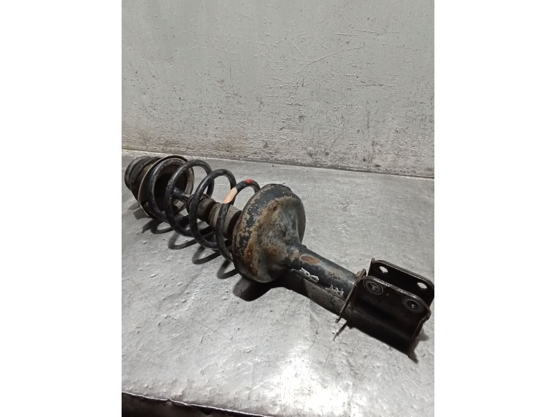 Recambio de amortiguador delantero derecho para renault kangoo (kc0/1_) 1.5 dci (kc07) referencia OEM IAM   