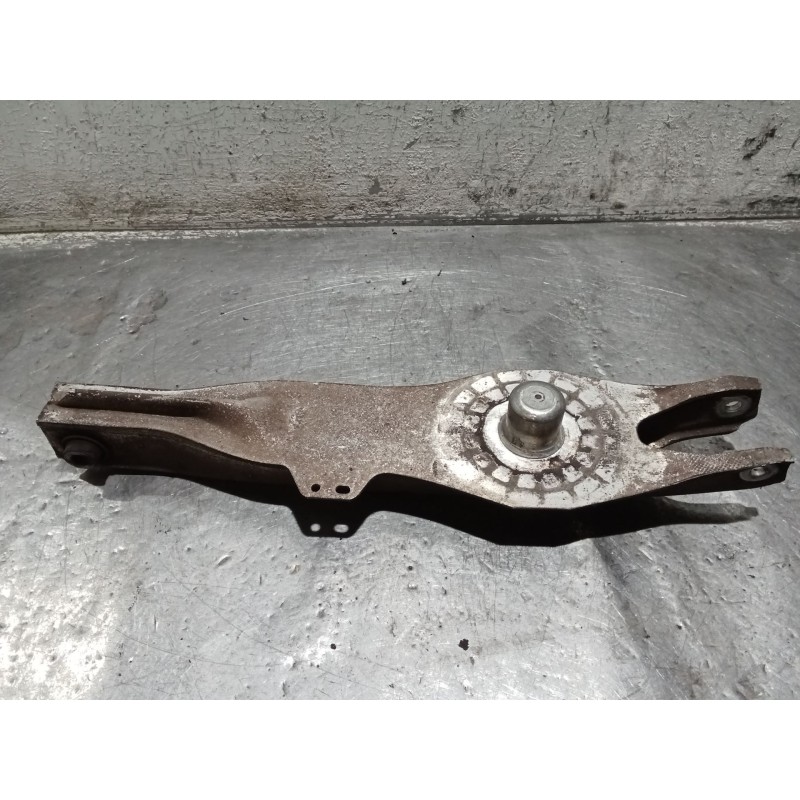 Recambio de brazo suspension inferior trasero izquierdo para opel vectra c berlina club referencia OEM IAM  C 09 POSTERIOR