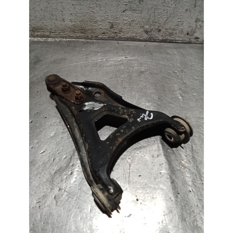 Recambio de brazo suspension inferior delantero izquierdo para renault kangoo (kc0/1_) 1.5 dci (kc07) referencia OEM IAM   01