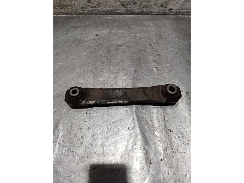 Recambio de brazo suspension inferior trasero derecho para opel vectra c berlina club referencia OEM IAM  C 03 ANTERIOR