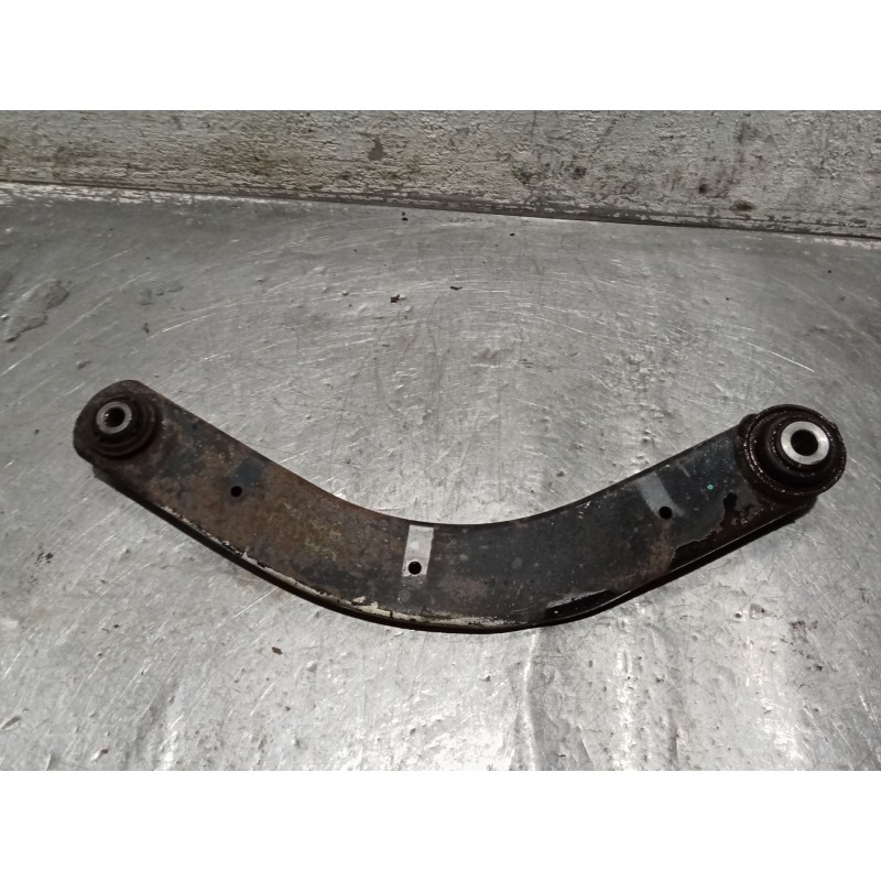 Recambio de brazo suspension superior trasero derecho para opel vectra c berlina club referencia OEM IAM  C 03 