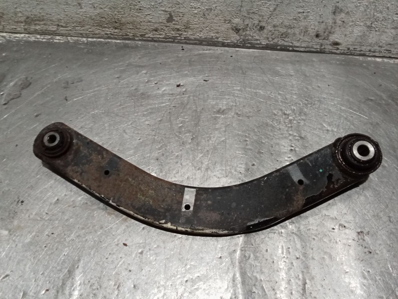Recambio de brazo suspension superior trasero derecho para opel vectra c berlina club referencia OEM IAM  C 03 
