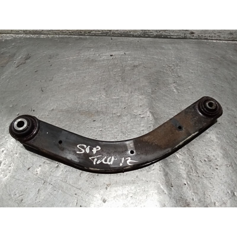 Recambio de brazo suspension superior trasero izquierdo para opel vectra c berlina club referencia OEM IAM  C 03 