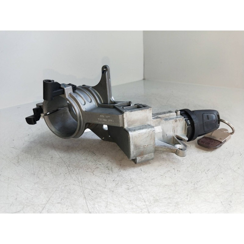 Recambio de conmutador de arranque para opel zafira b 1.8 16v referencia OEM IAM N0501882  
