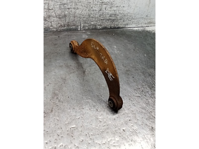 Recambio de brazo suspension superior trasero derecho para ford focus ii (da_, hcp, dp) 1.6 tdci referencia OEM IAM 1M515500AC  