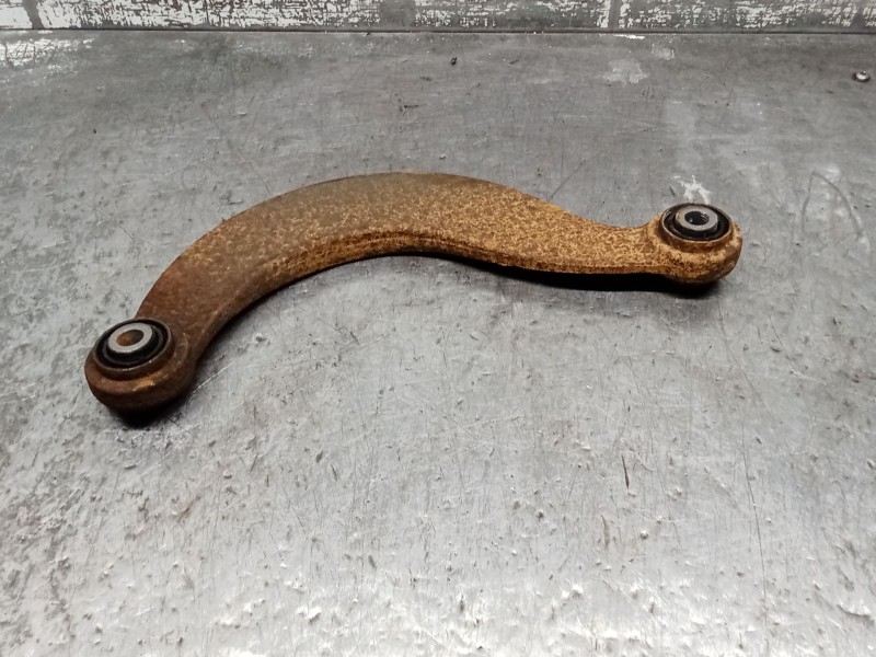 Recambio de brazo suspension superior trasero derecho para ford focus ii (da_, hcp, dp) 1.6 tdci referencia OEM IAM 1M515500AC  