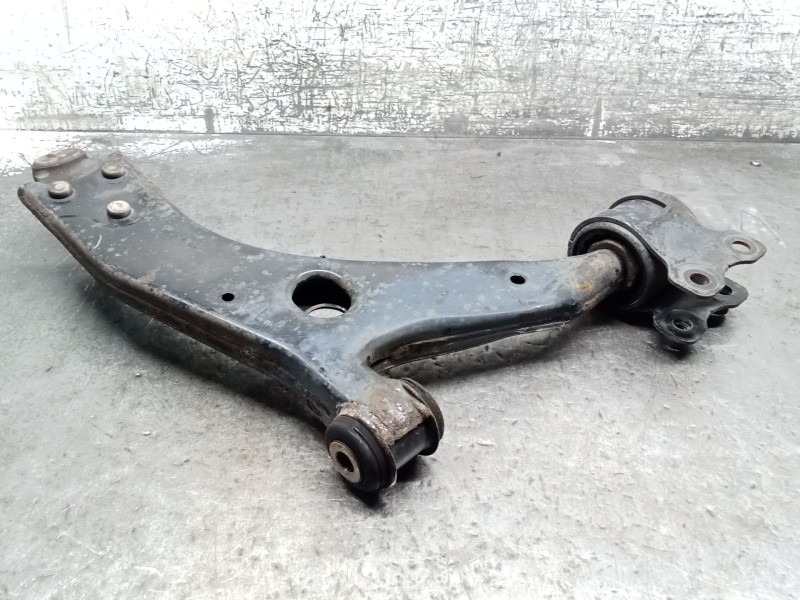 Recambio de brazo suspension inferior delantero izquierdo para ford focus ii (da_, hcp, dp) 1.6 tdci referencia OEM IAM   05