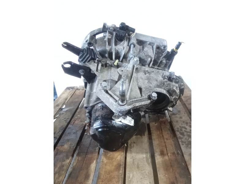 Recambio de caja cambios para renault kangoo (kc0/1_) 1.5 dci (kc07) referencia OEM IAM JB3974 5V S082839