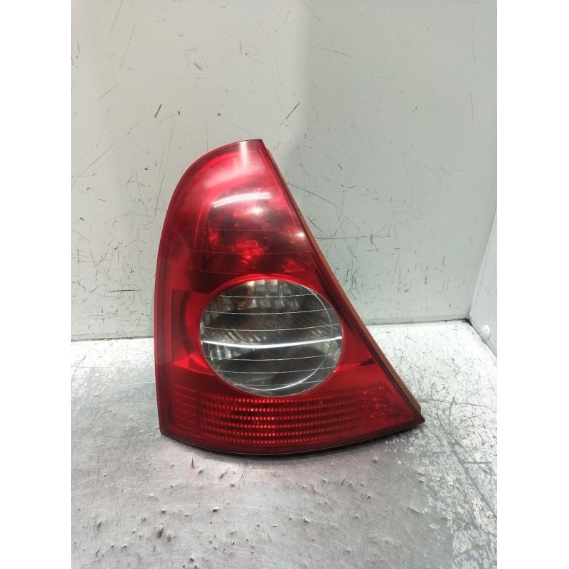 Recambio de piloto trasero izquierdo para renault clio ii (bb_, cb_) 1.2 (bb0a, bb0f, bb10, bb1k, bb28, bb2d, bb2h, cb0a,... ref