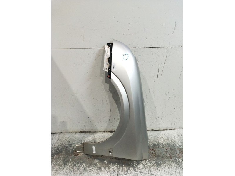 Recambio de aleta delantera izquierda para opel vectra c berlina club referencia OEM IAM  VER FOTOS 