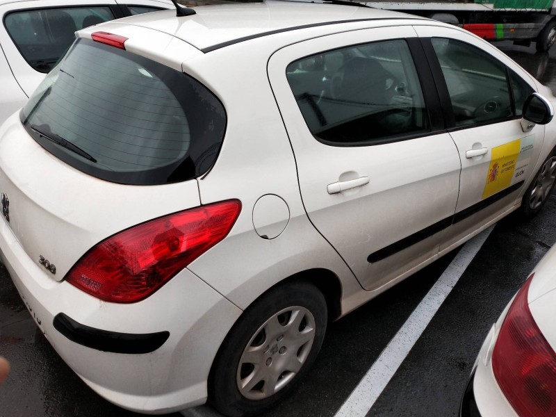 peugeot 308 del año 2008