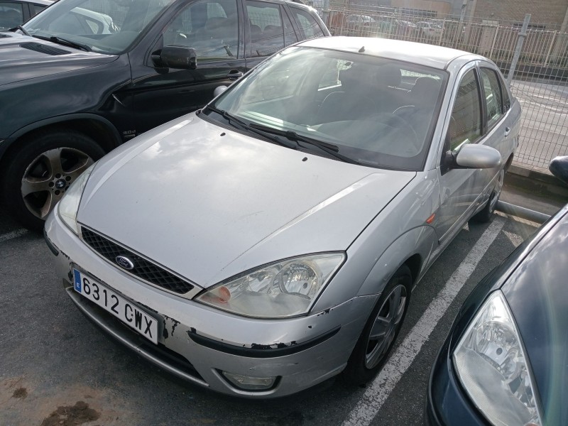 ford focus i sedán (dfw) del año 2004