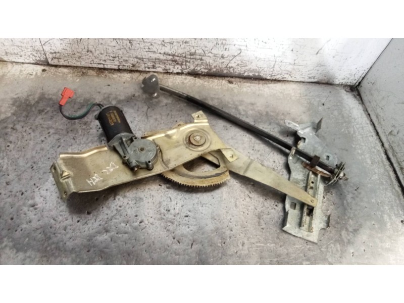 Recambio de elevalunas delantero derecho para chrysler le baron turbo cabrio referencia OEM IAM 4480930  LEBARON