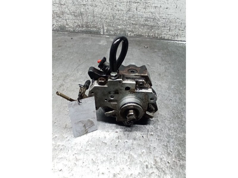 Recambio de bomba inyeccion para toyota yaris (ncp1/nlp1/scp1) 1.4 turbodiesel cat referencia OEM IAM 0445010113 221000N011 BOSC