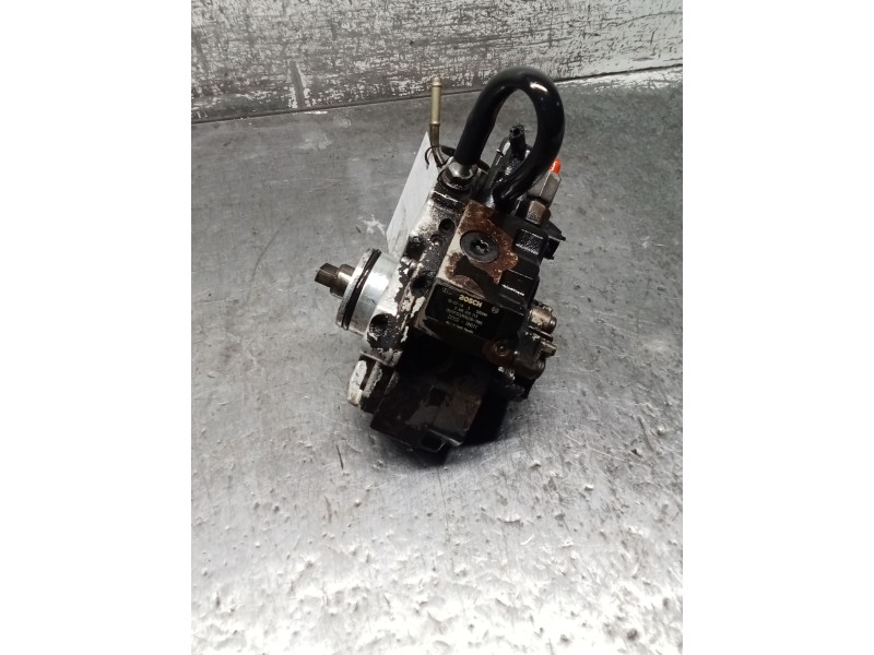 Recambio de bomba inyeccion para toyota yaris (ncp1/nlp1/scp1) 1.4 turbodiesel cat referencia OEM IAM 0445010113 221000N011 BOSC