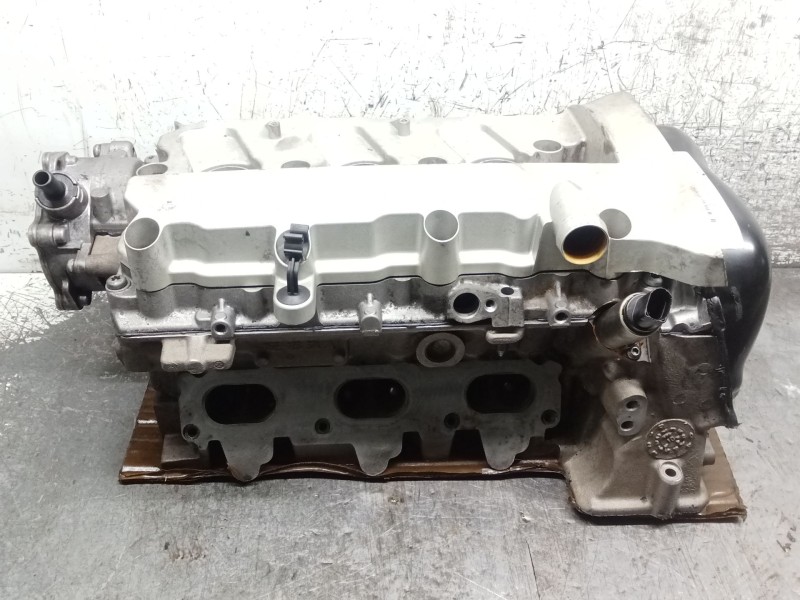 Recambio de culata para audi a6 avant (4f5) 2.4 quattro referencia OEM IAM BDW 06E103374A DERECHA