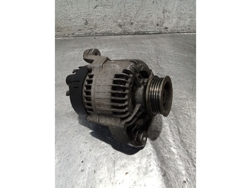 Recambio de alternador para fiat punto (176_) 60 1.2 (176ap, 176ar, 176aq, 176bb) referencia OEM IAM 63324747 65A 94