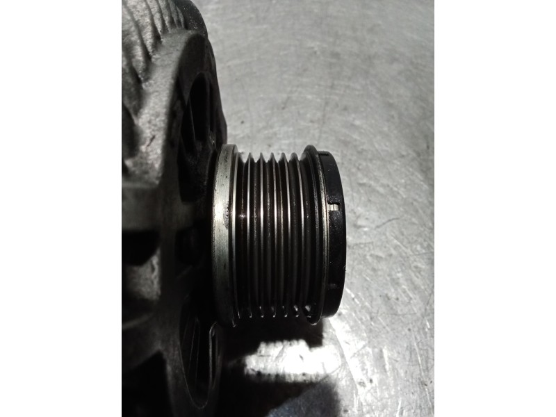 Recambio de alternador para peugeot 407 (6d_) 2.0 hdi 135 (6drhrh, 6drhre, 6drhrg, 6drhrj) referencia OEM IAM 9654752880 A004TJ0