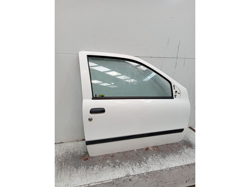 Recambio de puerta delantera derecha para fiat punto (176_) 60 1.2 (176ap, 176ar, 176aq, 176bb) referencia OEM IAM   3P