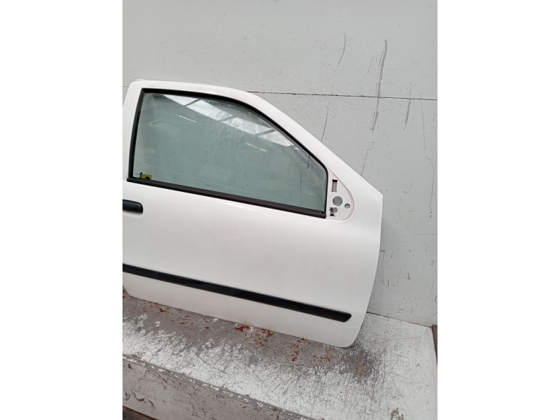 Recambio de puerta delantera derecha para fiat punto (176_) 60 1.2 (176ap, 176ar, 176aq, 176bb) referencia OEM IAM   3P