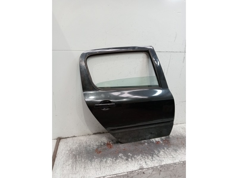 Recambio de puerta trasera derecha para peugeot 307 (3a/c) 1.6 hdi 110 referencia OEM IAM   5P