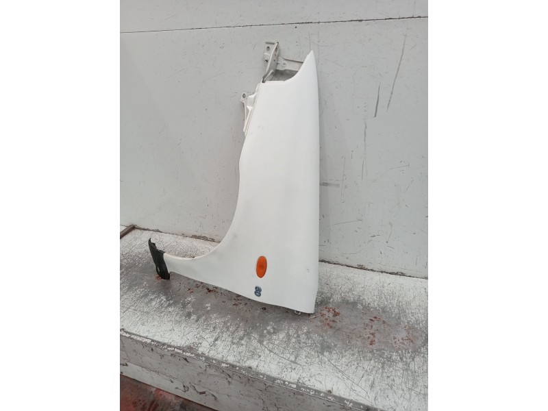 Recambio de aleta delantera izquierda para fiat punto (176_) 60 1.2 (176ap, 176ar, 176aq, 176bb) referencia OEM IAM   3P