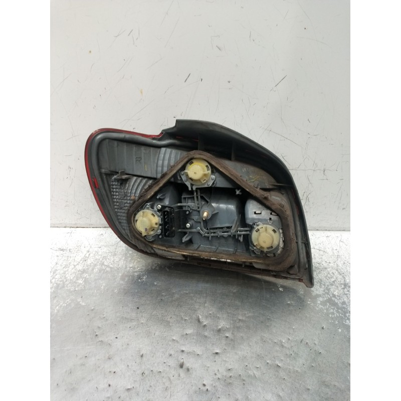 Recambio de piloto trasero derecho para toyota yaris (ncp1/nlp1/scp1) 1.4 turbodiesel cat referencia OEM IAM   03