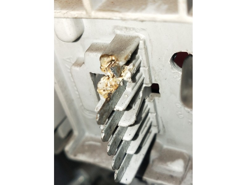 Recambio de piloto trasero izquierdo para opel vectra c berlina club referencia OEM IAM  VER FOTOS 03