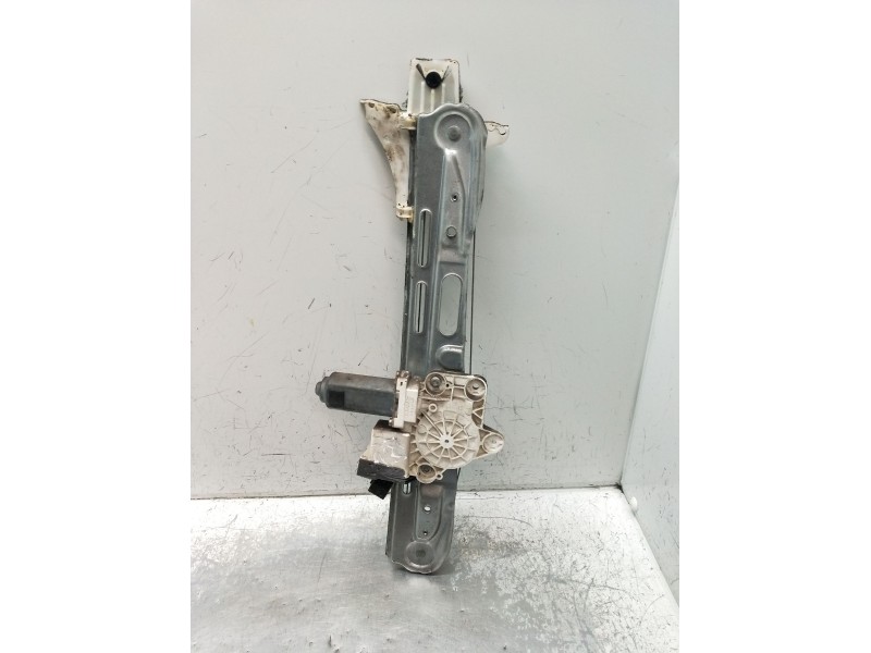 Recambio de elevalunas trasero izquierdo para opel vectra c berlina club referencia OEM IAM   03 4P