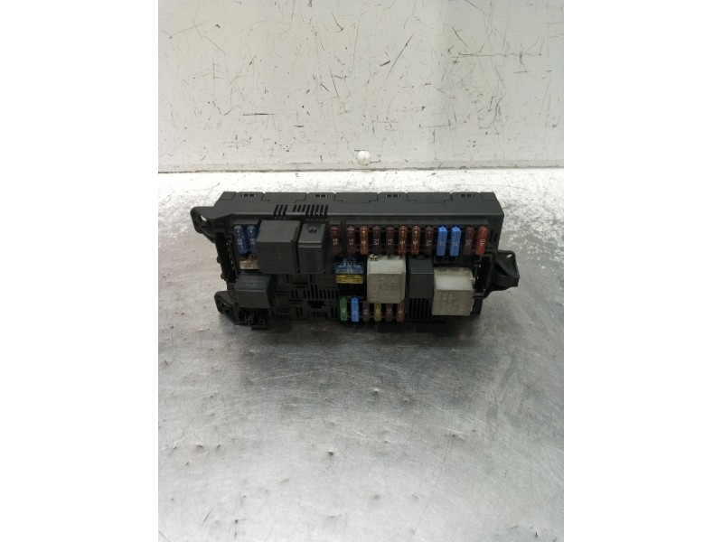 Recambio de caja reles / fusibles para mercedes-benz clase e (w211) berlina e 320 cdi (211.026) referencia OEM IAM 2115453801 A1