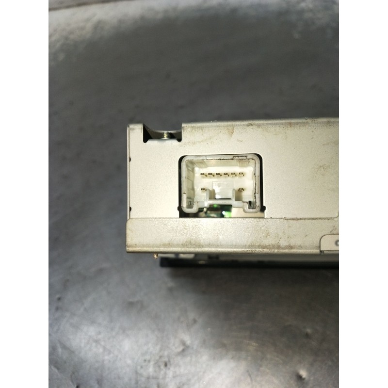 Recambio de pantalla multifuncion para toyota yaris (ncp1/nlp1/scp1) 1.4 turbodiesel cat referencia OEM IAM 861100D040 CNTS0370L