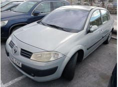 renault megane ii sedán (lm0/1_) del año 2004
