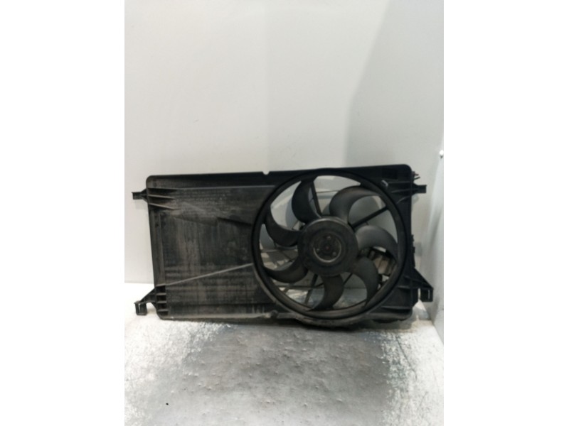 Recambio de electroventilador para ford focus ii (da_, hcp, dp) 1.6 tdci referencia OEM IAM 3M5H8C607RG 0130303930 05