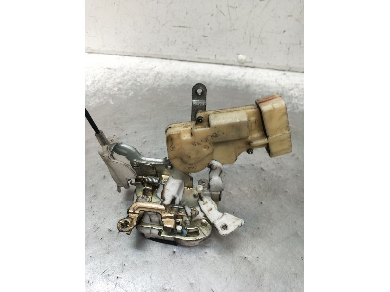 Recambio de motor cierre centralizado delantero derecho para toyota yaris (ncp1/nlp1/scp1) 1.4 turbodiesel cat referencia OEM IA