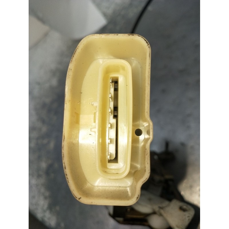 Recambio de motor cierre centralizado delantero izquierdo para toyota yaris (ncp1/nlp1/scp1) 1.4 turbodiesel cat referencia OEM 