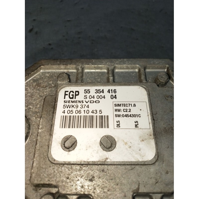 Recambio de centralita motor uce para opel vectra c berlina club referencia OEM IAM 55354416 S0400404 4050610435 5WK9374 03