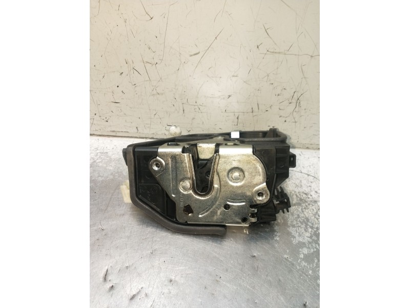 Recambio de motor cierre centralizado delantero izquierdo para bmw x1 (e84) xdrive 18d referencia OEM IAM 7229461  